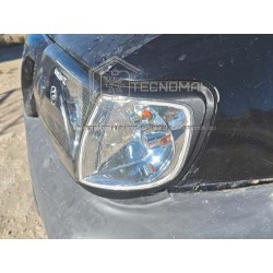 Intermitente Izquierdo adaptado Nissan Terrano II. Incluye conexión y portalámparas. Fácil instalación. Fabricación Tecnomai.