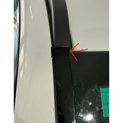 Embellecedor Mercedes GLC 220d entre luna y baca negro mate | Tecnomai