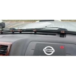 Rejilla Parabrisas Nissan Terrano II en ABS | Recambio Salpicadero 3D