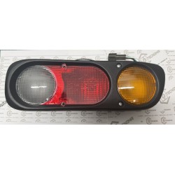 Piloto trasero derecho Nissan Terrano II 265500X001