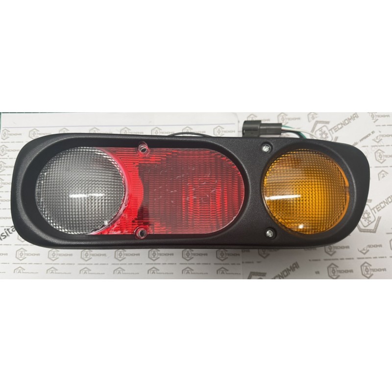 Piloto trasero derecho Nissan Terrano II 265500X001