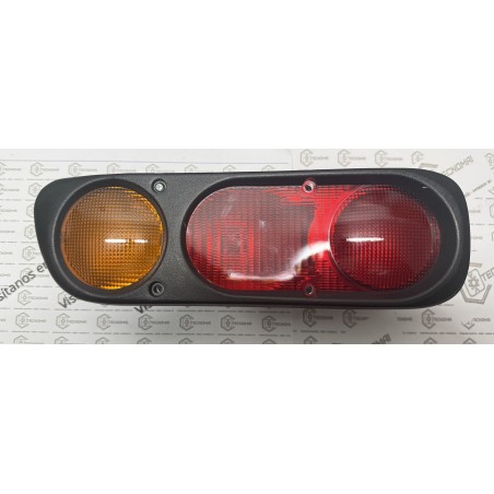 Piloto trasero izquierdo Nissan Terrano II